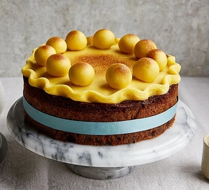 Anglický velikonoční Simnel cake.