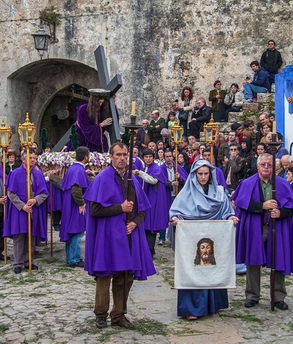 Náboženské velikonoční procesí.