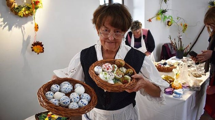 Velikonoční jarmark v oseckém klášteře. 