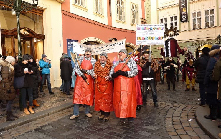 Masopustní průvod v Břevnově.